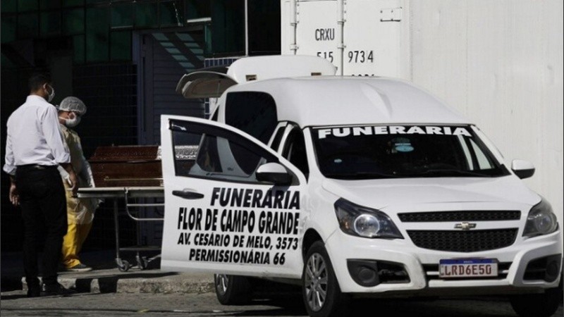 Los estados de San Pablo y Río de Janeiro continúan siendo los más afectados por la pandemia. 