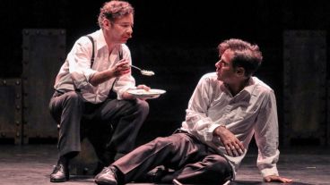 Fabián Vena y Walter Quiroz protagonizan la obra "Sacco y Vanzetti".
