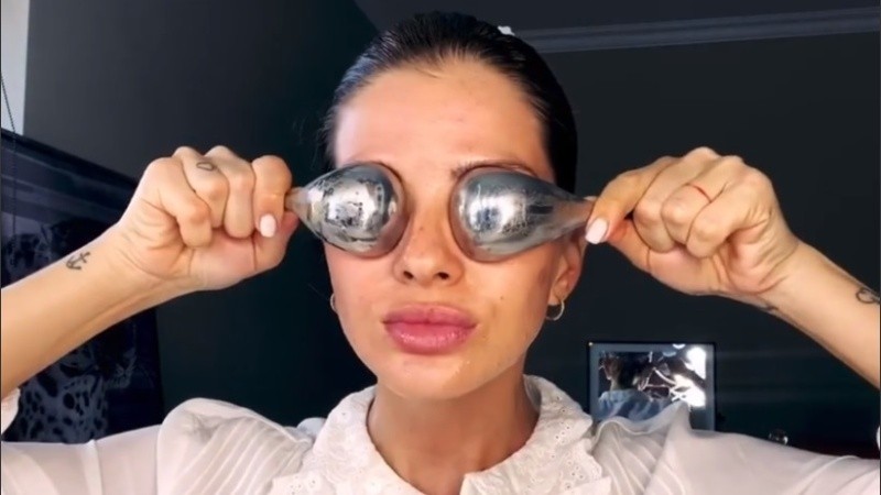 Un momento paranormal en la cocina de la China Suárez.