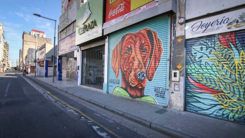Calle San Luis permanece con los locales cerrados desde el 20 de marzo.