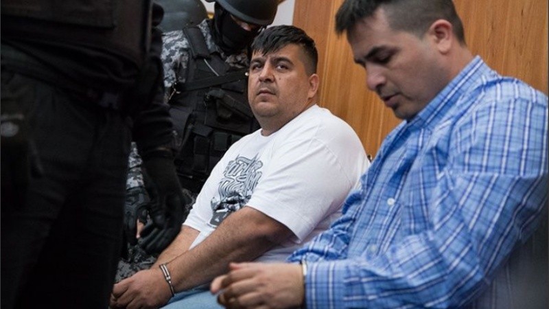 Salomón (izquierda) quedó en libertad condicional. 