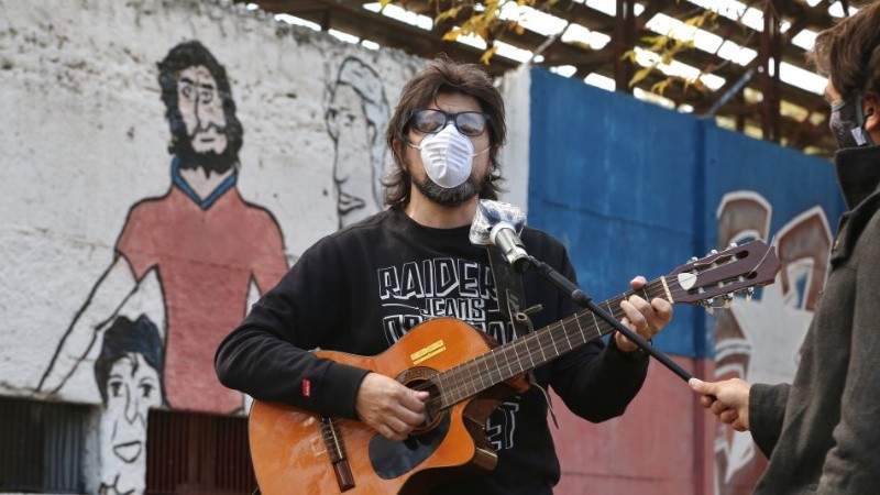 Pablo le dedicó una canción al ídolo asesinado.