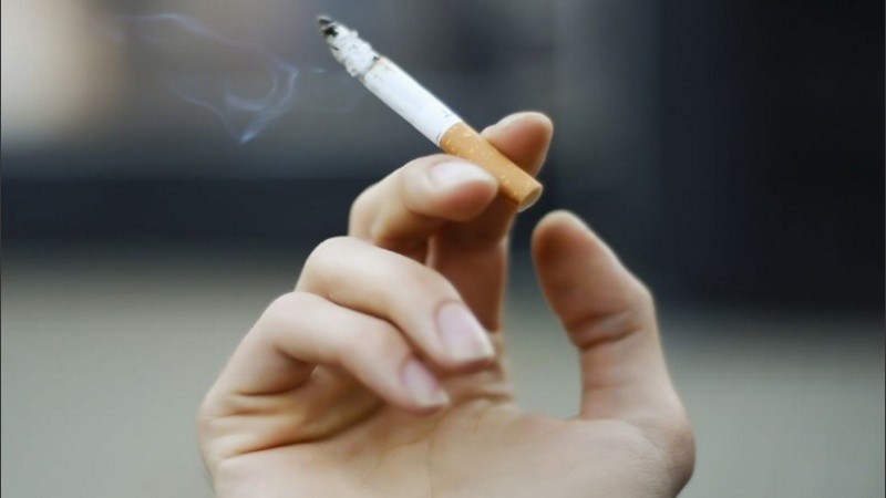 El gobierno ya exceptuó del aislamiento a las tabacaleras y al personal afectado a su actividad.