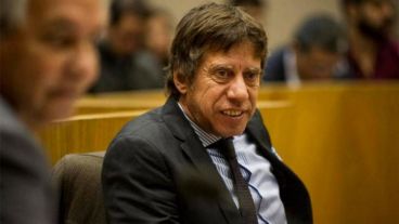 Bussi polemizó sobre la ley Micaela.