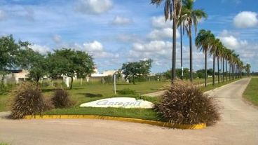 Hubo muchas quejas de dueños de casas de fin de semana en Funes que no accedieron al permiso.