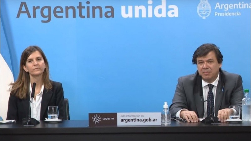 La titular de la Anses y el ministro de Trabajo durante la conferencia.