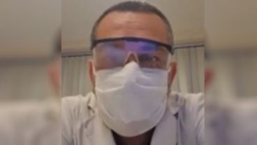 Para el médico debería ser prioridad cuidar la salud mental y la economía.