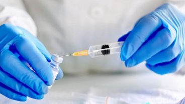 "Esto puede suponer un retroceso de hasta una década en los progresos alcanzados en la erradicación de enfermedades infecciosas prevenibles", indicaron.