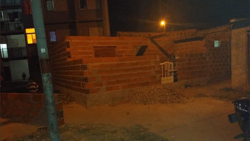 Cocheras y habitaciones avanzan en el Fonavi de Rouillón y Seguí.