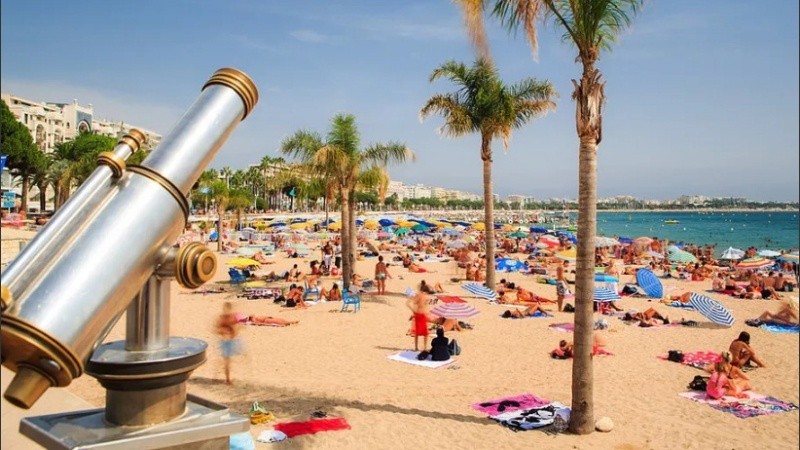 Las playas de Cannes, uno de los principales destinos franceces.