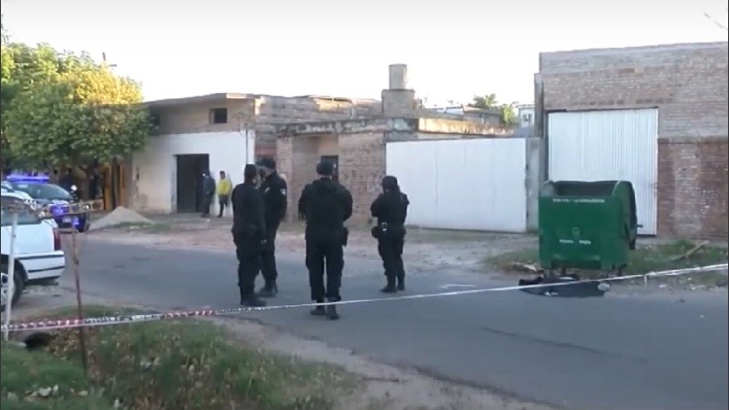 Estupor en el barrio Parque Casado.