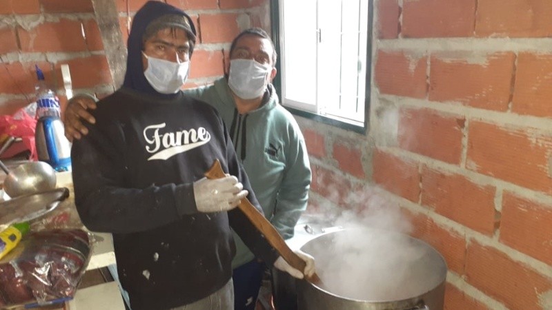 La olla popular en Travesía y Sorrento.