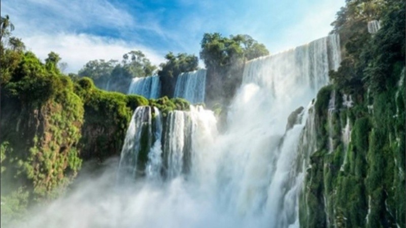 Así lucen nuevamente las Cataratas del Iguazú.