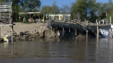 Las islas también sufren consecuencias por la bajante.