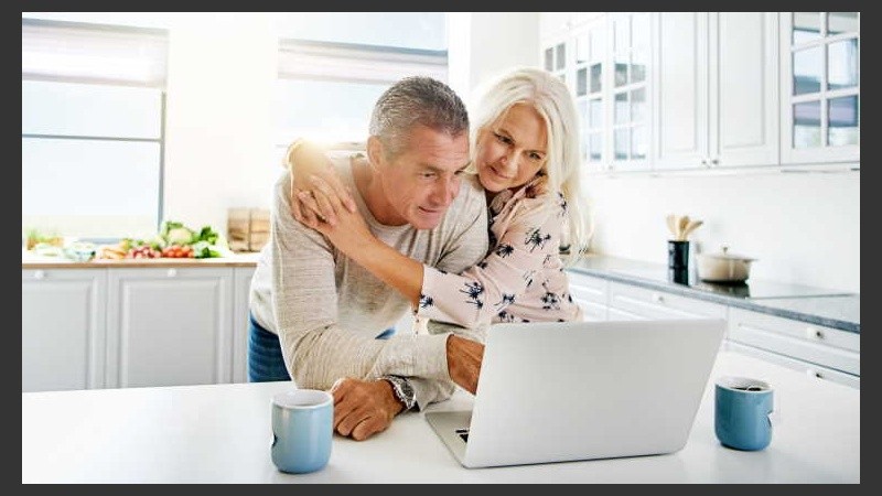 La incontinencia urinaria generalmente afecta del 30 al 45 % de las mujeres después del parto o durante la menopausia. 