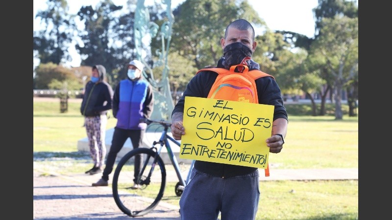 Piden abrir con turnos y límite de personas.