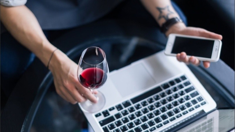 Según datos del Instituto Nacional de Vitivinicultura (INV), el alza de ventas se dio en botellas magnum y damajuanas.