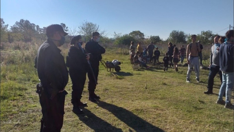 La Policía y Control Urbano acudieron ante llamados de vecinos.