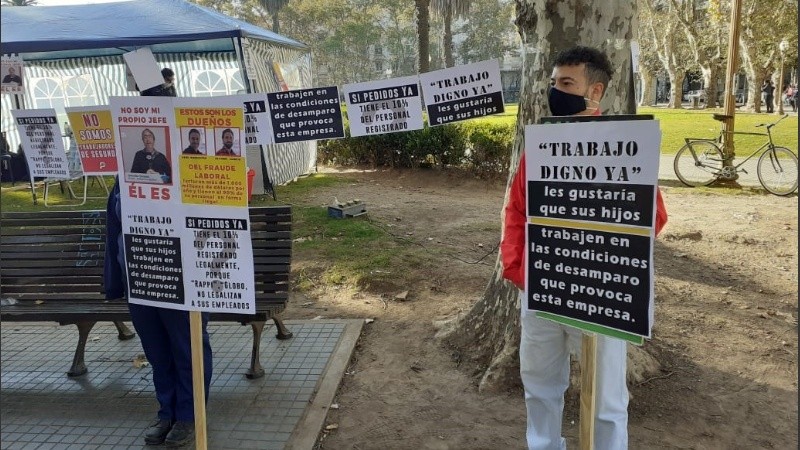 Protesta en la plaza San Martín.