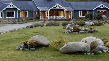 En ambas causas se investigan presuntos delitos en el alquiler de propiedades y plazas hoteleras de la familia Kirchnerr.