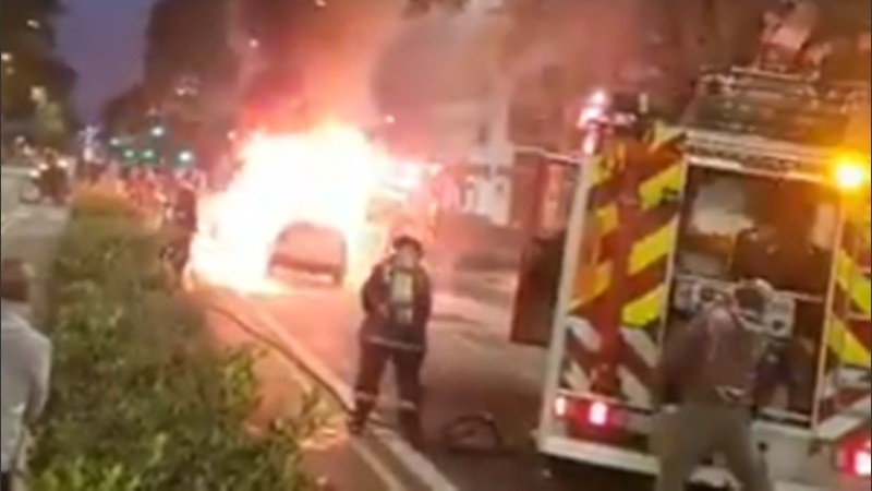 Las llamas provocaron preocupación en la zona.