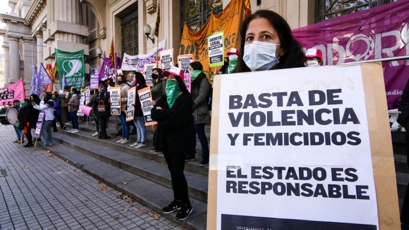 La manifestación en la Plaza San Martín en el aniversario de Ni una menos. 