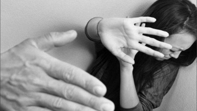 La iniciativa apunta a generar desde el Estado espacios donde los varones puedan detectar y poner en cuestión sus privilegios y los estereotipos acerca del deber ser varón en nuestra sociedad.