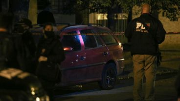 Gran despliegue policial en el lugar del hecho, por ahora sin detenidos.