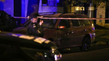 Gran despliegue policial en el lugar del hecho, por ahora sin detenidos.