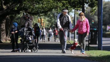 Salida recreativa en la ciudad, en medio de la pandemia de coronavirus.