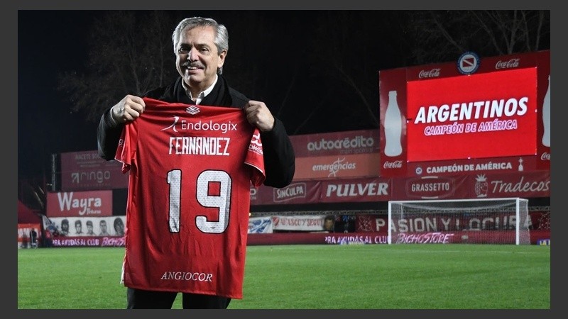 Fernández es futbolero y confeso hincha de Argentinos Juniors.