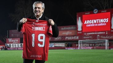 Fernández es futbolero y confeso hincha de Argentinos Juniors.