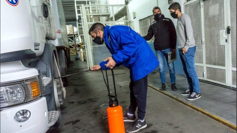 Los controles se realizan sobre los productos, los vehículos y los conductores. 