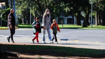Los traslados a reuniones familiares requerirán un permiso especial.