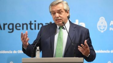 Por ahora el viaje presidencial queda en suspenso.