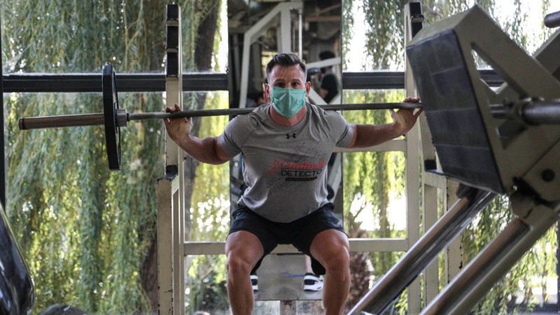 Volvieron los gimnasios. Es obligatorio el uso de barbijos. 