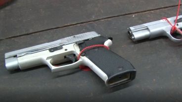 Derivaron 3.300 armas cortas y largas, además de tumberas y municiones.