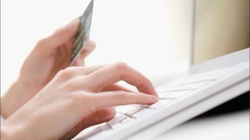 El e-comemrce aumentó 84% en abril, en comparación con un mes promedio.