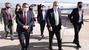 Arroyo forma parte de la comitiva del presidente.