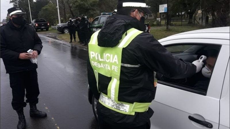 Los controles apuntarán a las personas que regresan de visita laboral a Buenos Aires. 