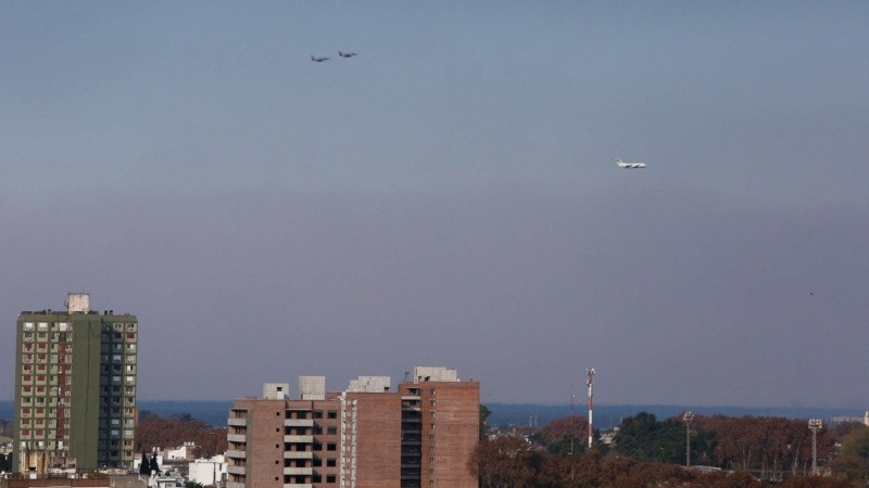 El despliegue fue parte de los preparativos para el acto del 20 de Junio.