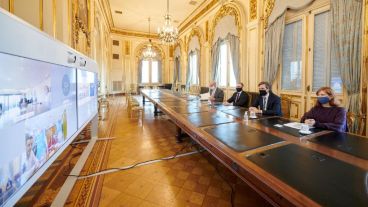 Cafiero encabezó el encuentro por videoconferencia.