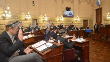 El Senado santafesino dio la media sanción a la ley de paridad de género.