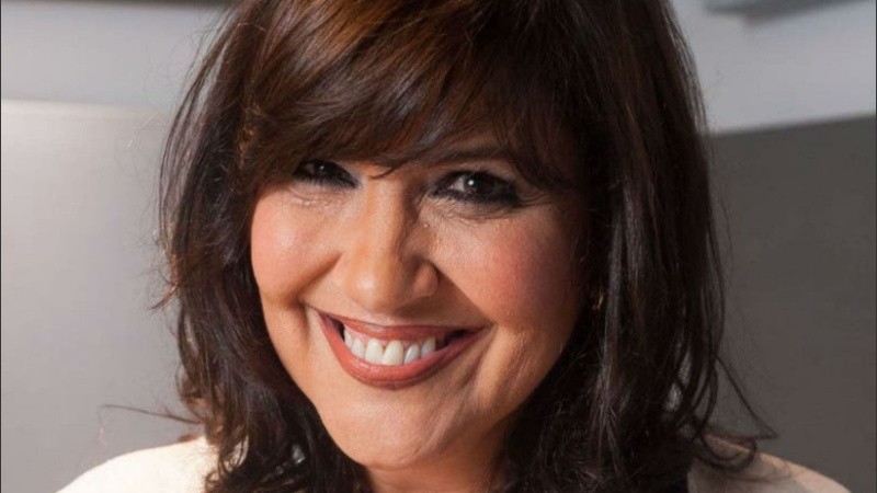 Elizabeth Vernaci se dio su opinión sobre el uso de cierta ropa en la televisión. 