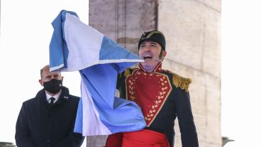 El emotivo cierre del acto en el Monumento.
