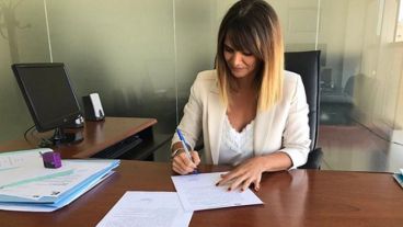 "Mientras nosotros analizamos sigue muriendo gente inocente", dijo la diputada de Somos Vida.