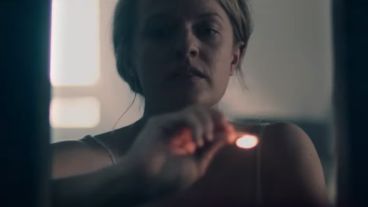 "Esto recién empieza", avisa June Osborne en este primer avance.