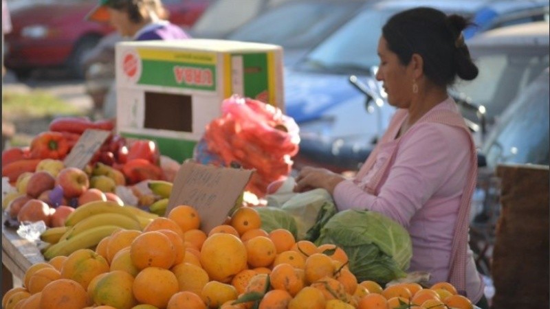 La feria de Rouillón y Maradona, una de las apuntadas por el concejal.