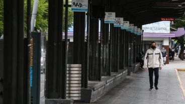 El paro de colectivos cursa este martes su quinto día.