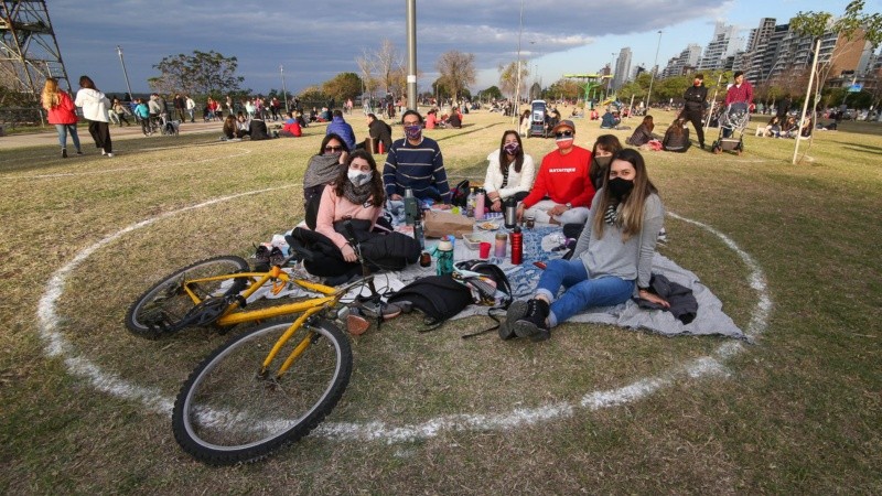 Los círculos fueron respetados en el parque de las Colectividades.